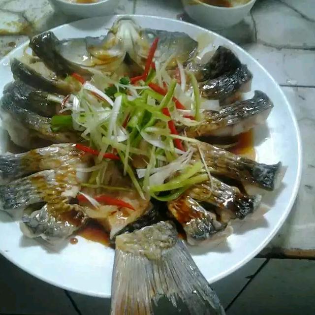 侯集肘子