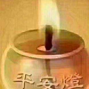 用户阳光下的灿烂