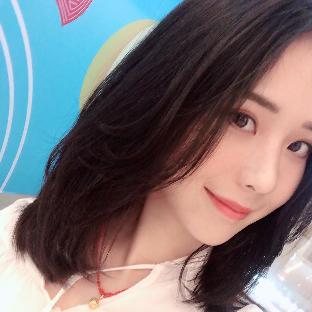 卓然丽影服饰