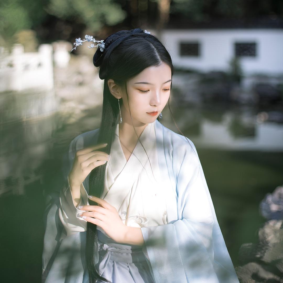 晚风珊珊