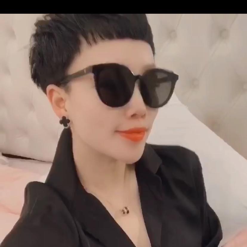 义乌荣媚服饰