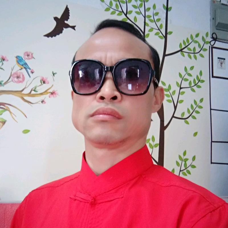 爱唱歌的锋哥