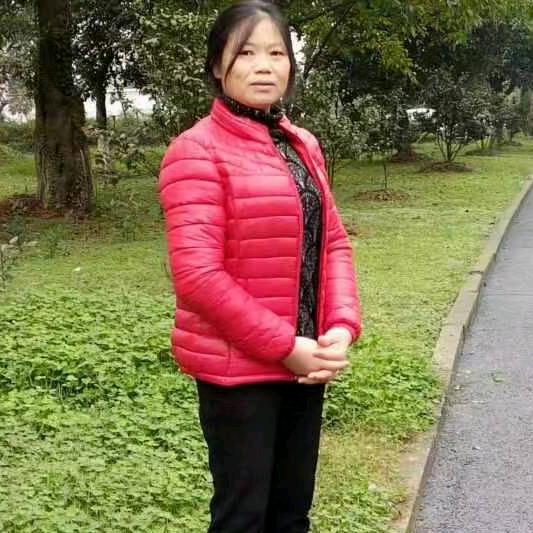 谭芳
