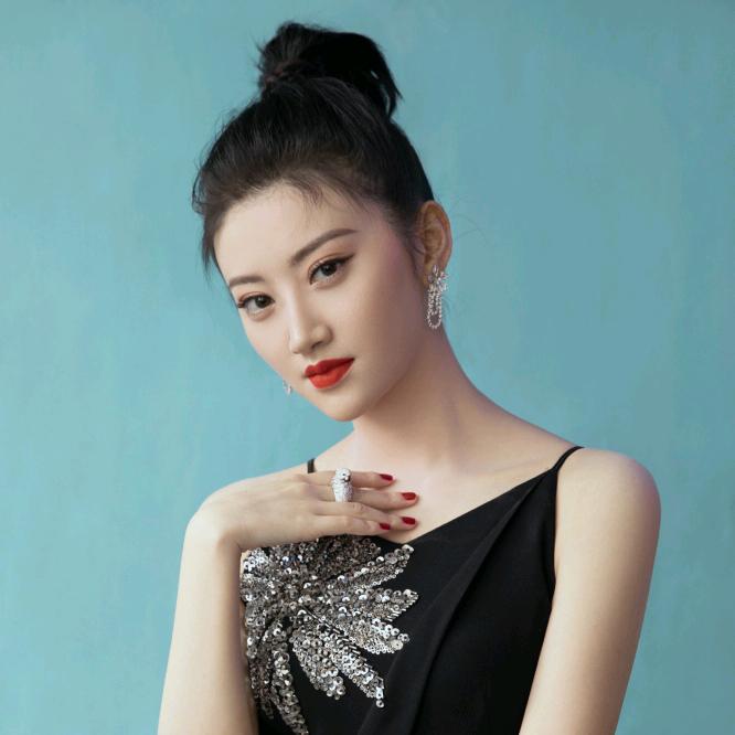 时光煮雨！我是龚家三妹