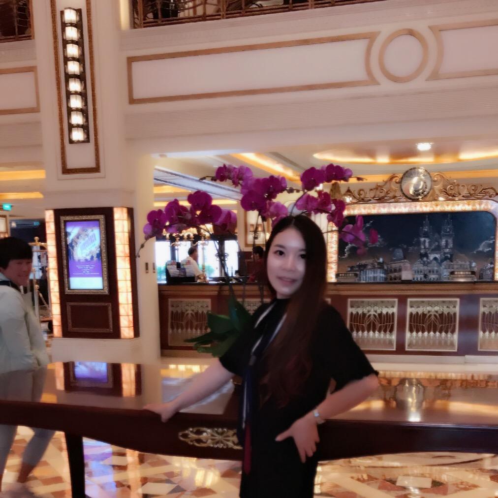 爱比屋潮童鞋（银基店）