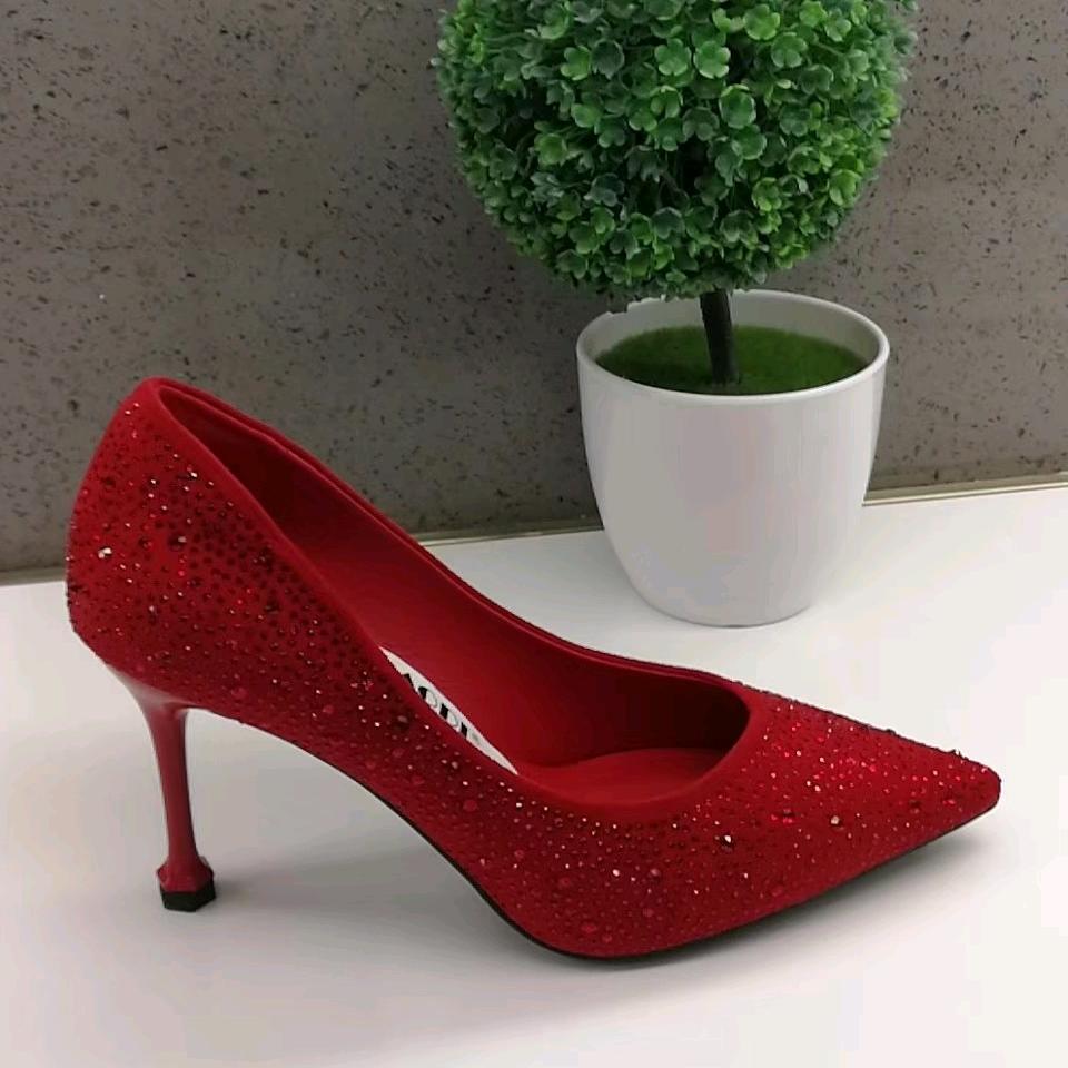 亮点女人(安心商厦中心街店)官方号