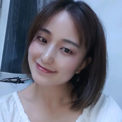 燕妮彩雪莉
