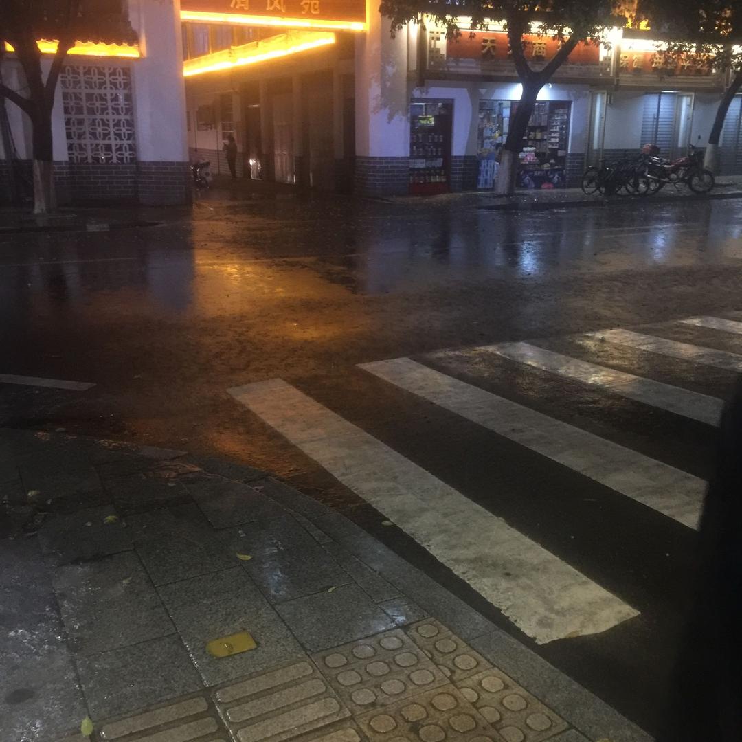 帅气的老哥