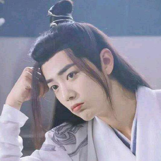 灿白