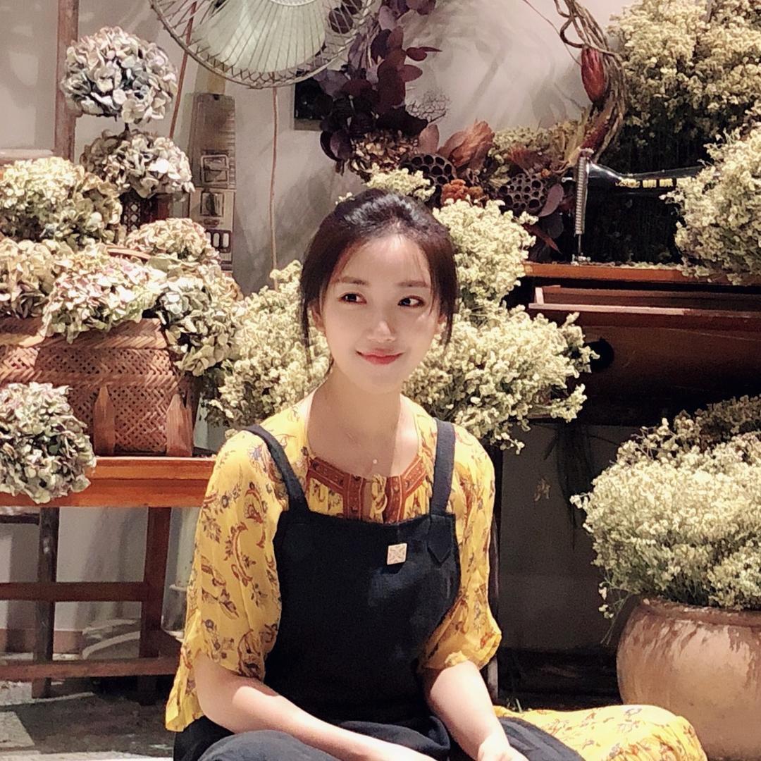 菅纫姿