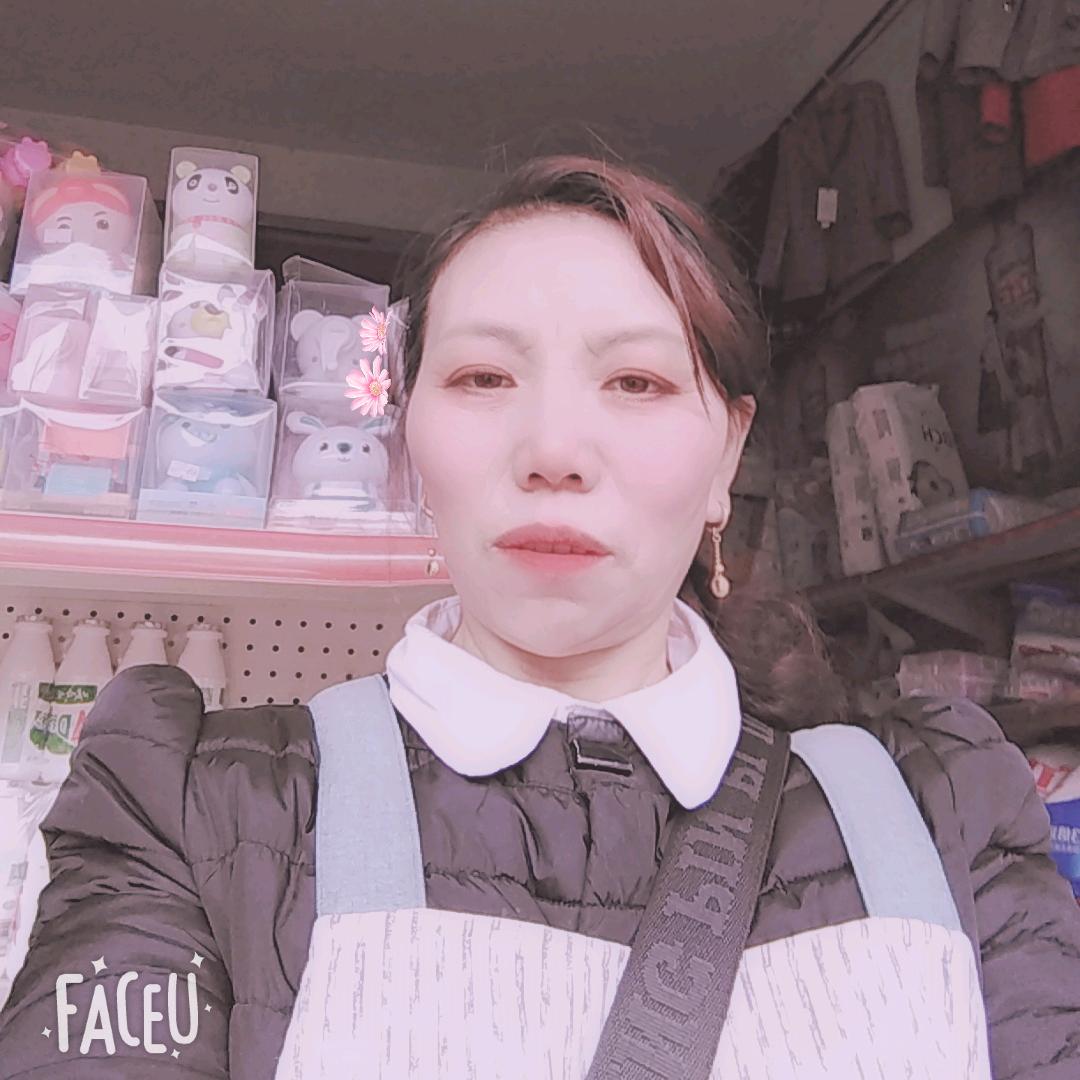 年华(｡･ω･｡)♡
