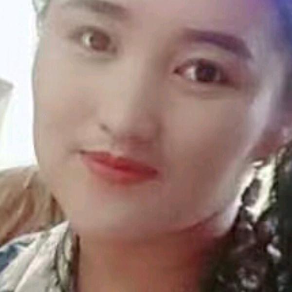 米迪提的妈妈努尓孜娅