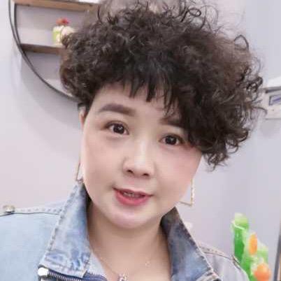 斌嫂吃喝玩乐在宿松