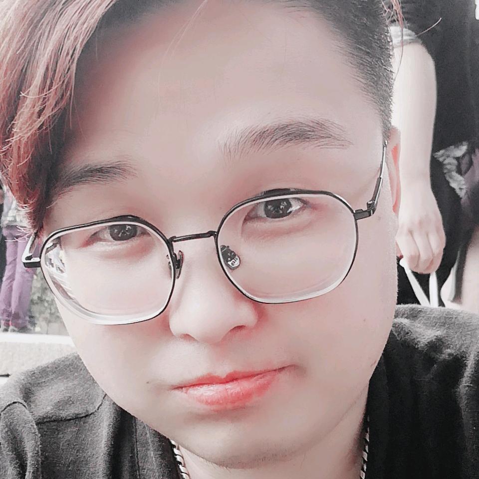 🌈✨ 丨暴躁丶熊