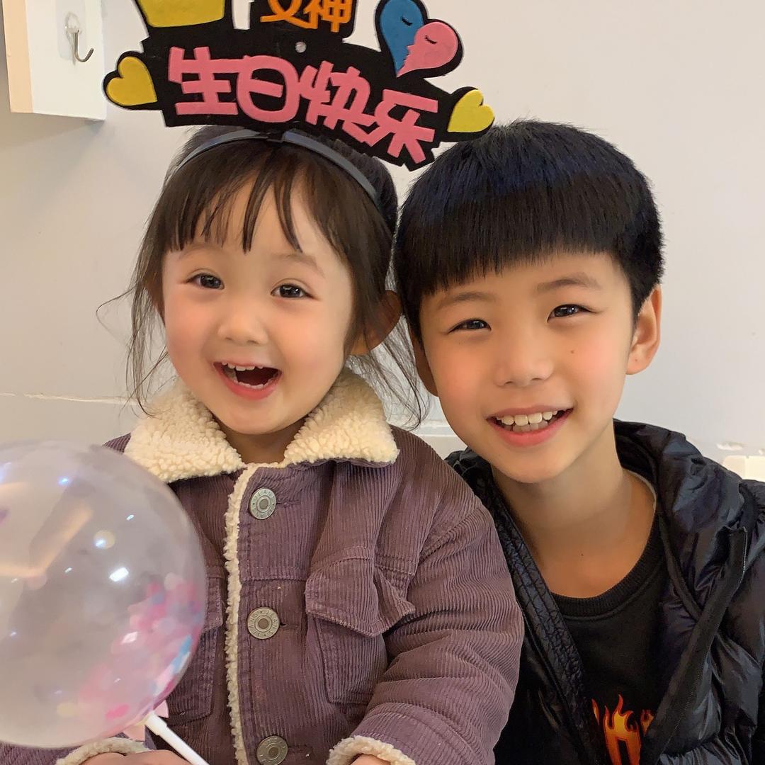 俩小小赵