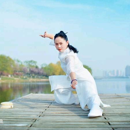 东方球韵