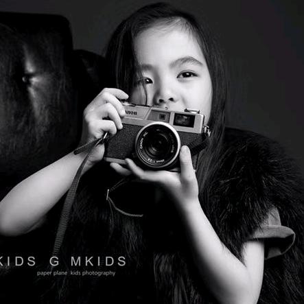 纸飞机私家儿童摄影官方号