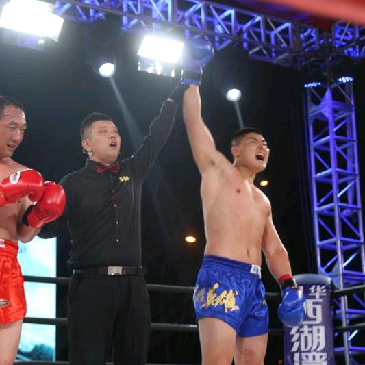 拳意搏击俱乐部(南山湖水街店)官方号