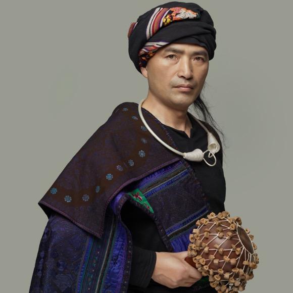 央格里