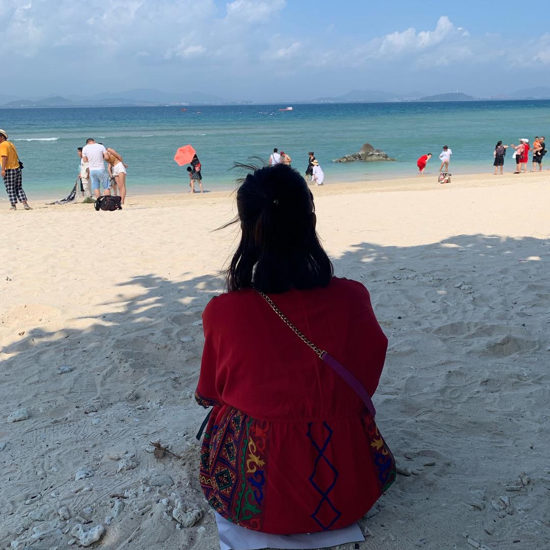 浠浠