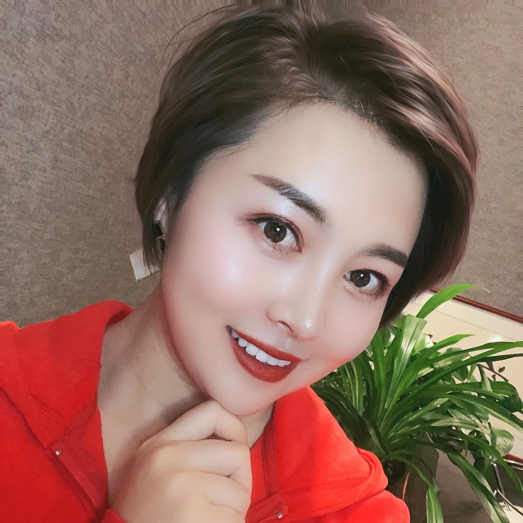 李泓忱