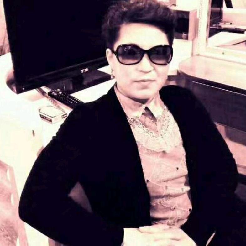 松桃美发设计师