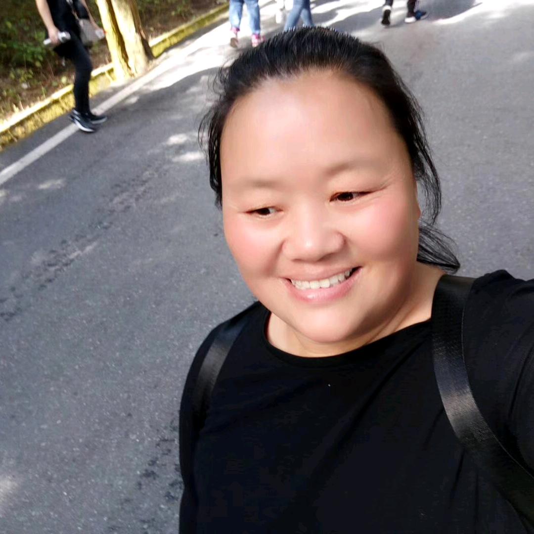 地摊姐
