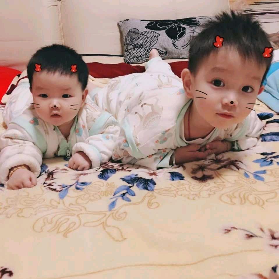 小可爱😄😄