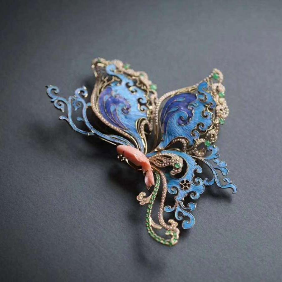 毅（拒绝私闲聊）