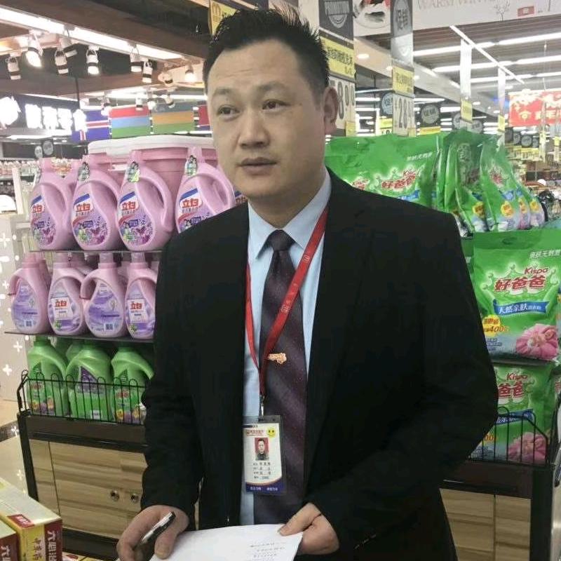 屈成刚