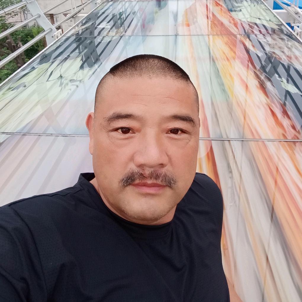 快乐峰哥