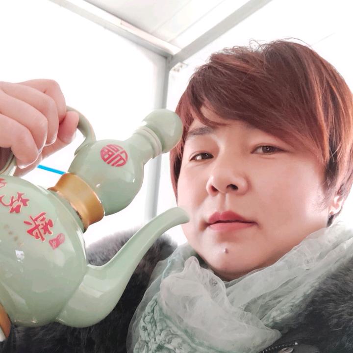 魏丽