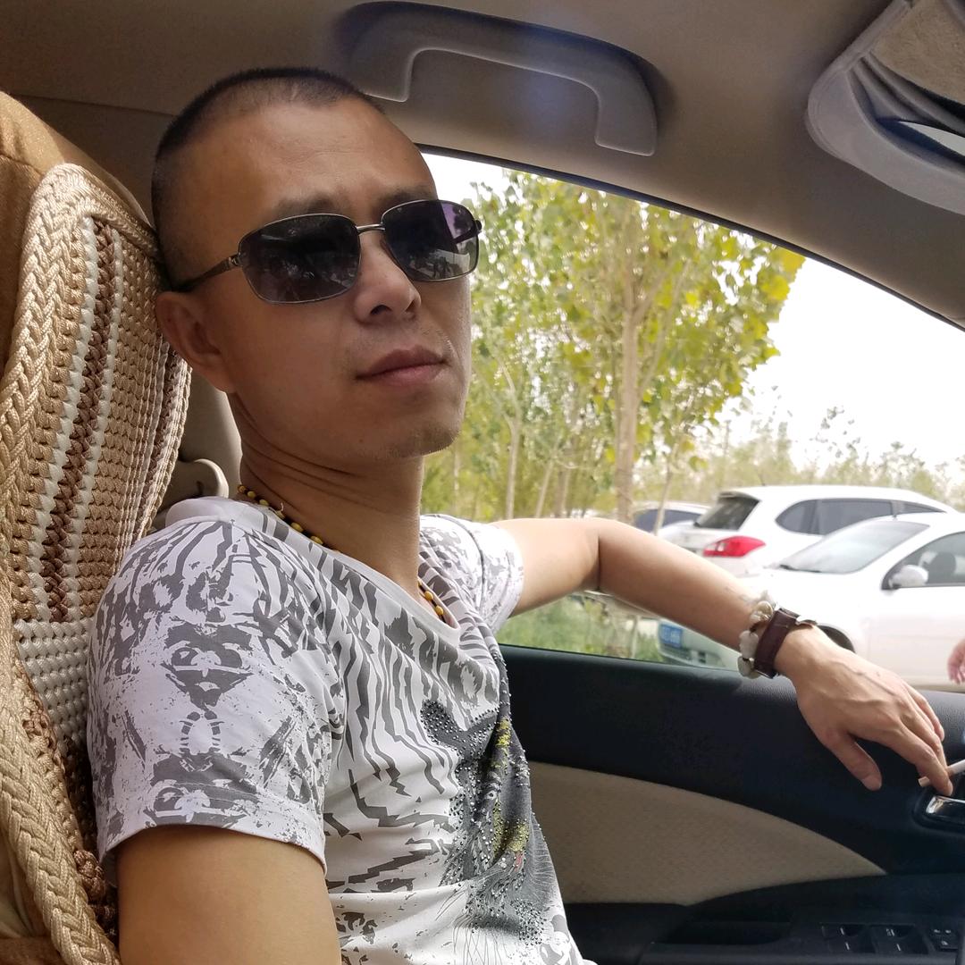 龙哥