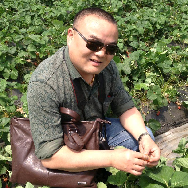 责任是男人的脊梁，是男人顶天立地的支柱。
