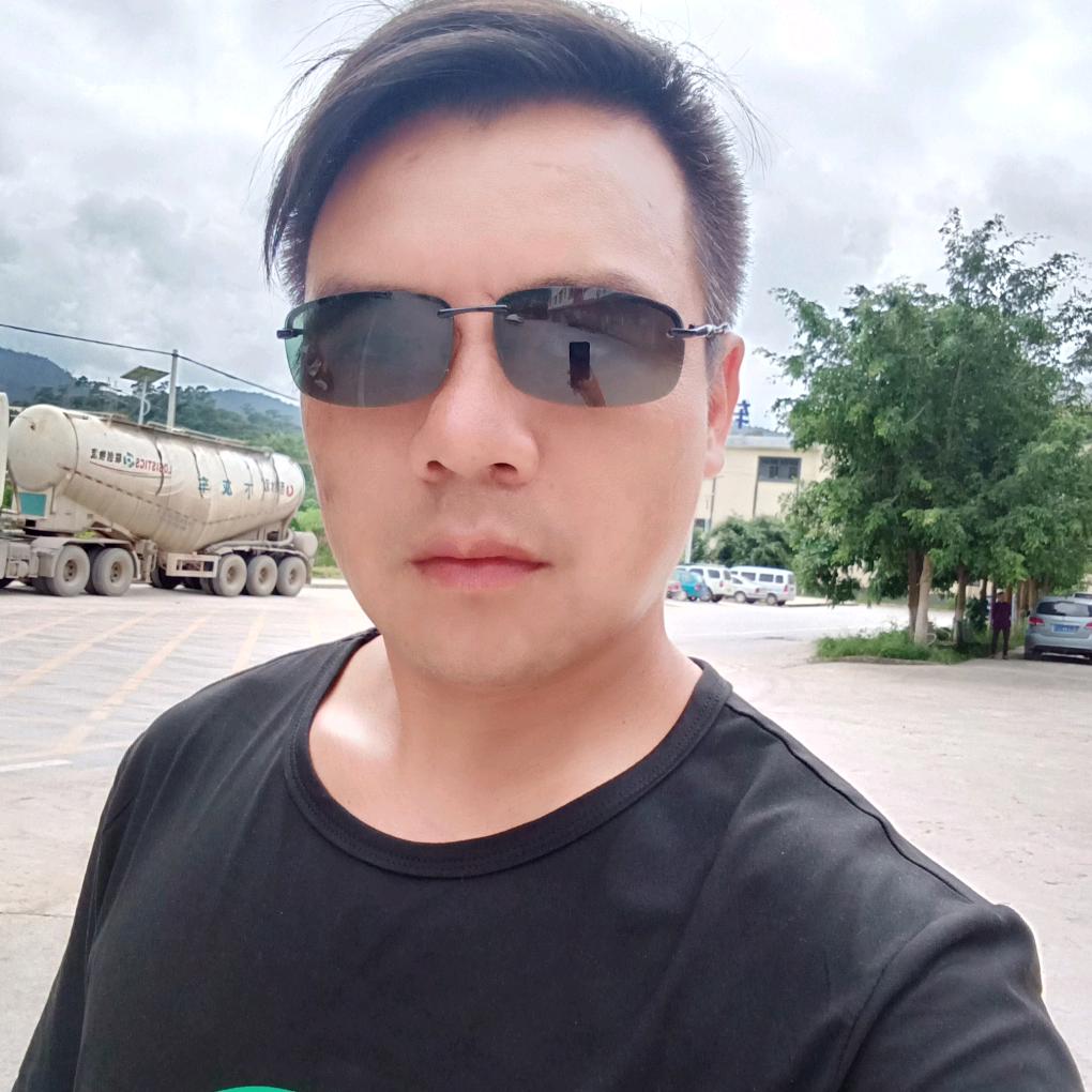 墨江QJ钱江摩托，