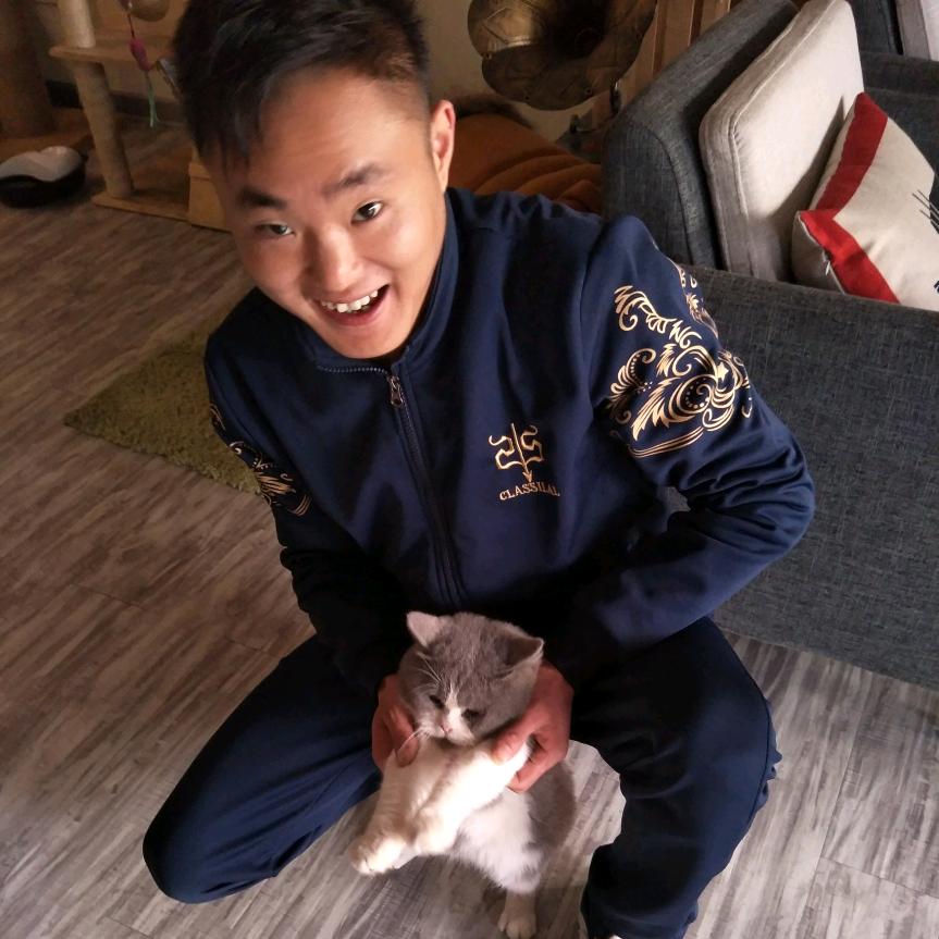 《__快乐的小男生ゝ_》