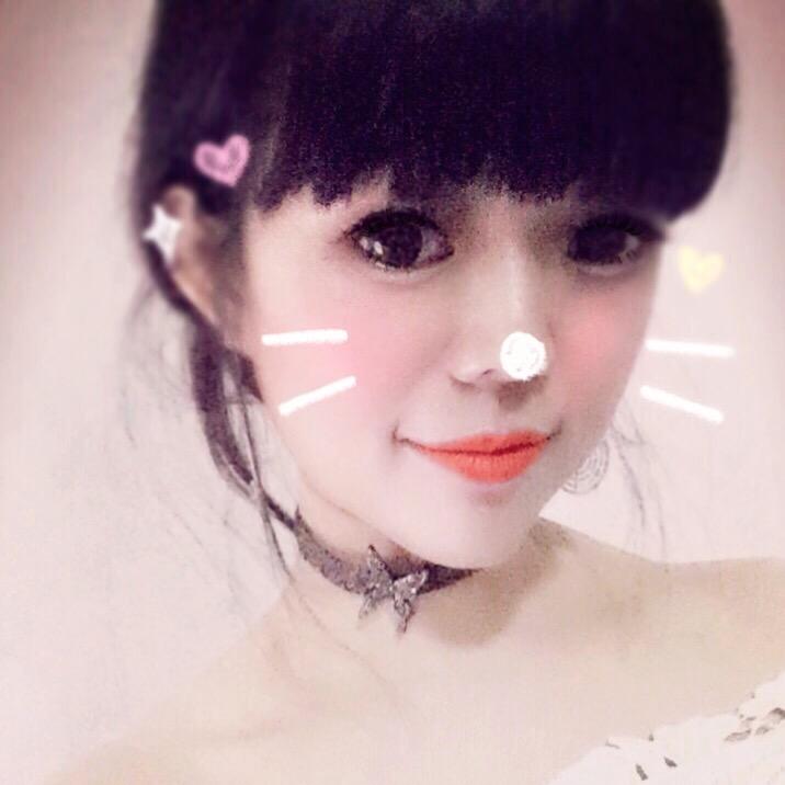 樱花雨落