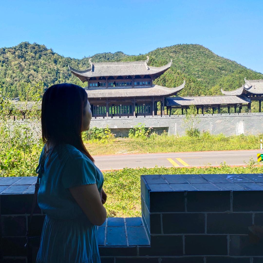 小章中国移动玉山1860移动营业厅