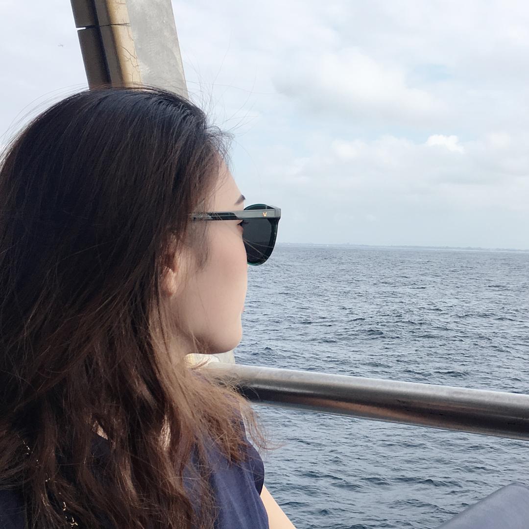 李小欠r