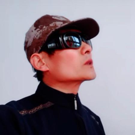 曹绍武（祝各位幸福安康开心快乐！！！