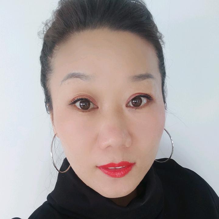 爱人服饰潮流店