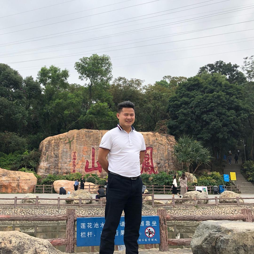 黄沙百战穿金甲