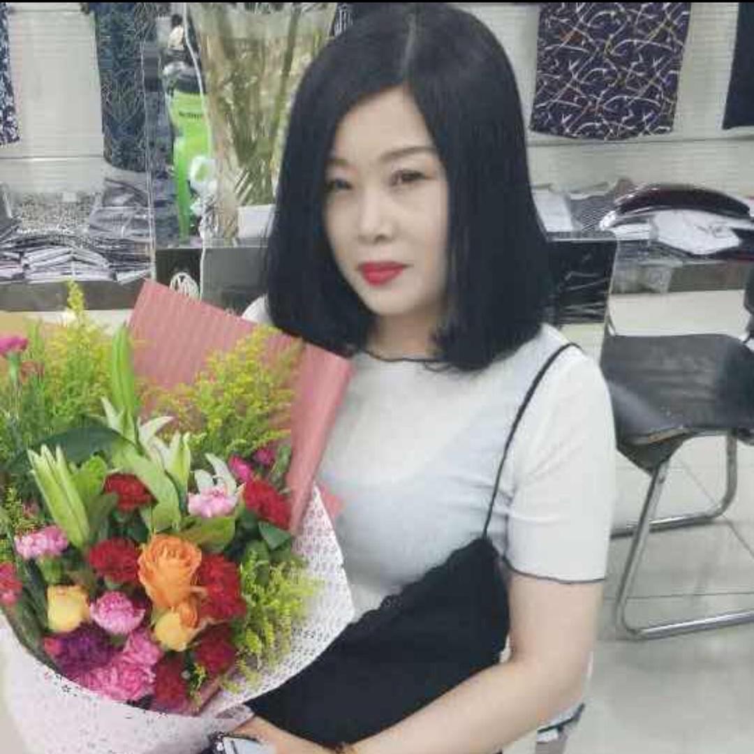 黄阿迪，潮牌男装，濮院🍷🍷🌹