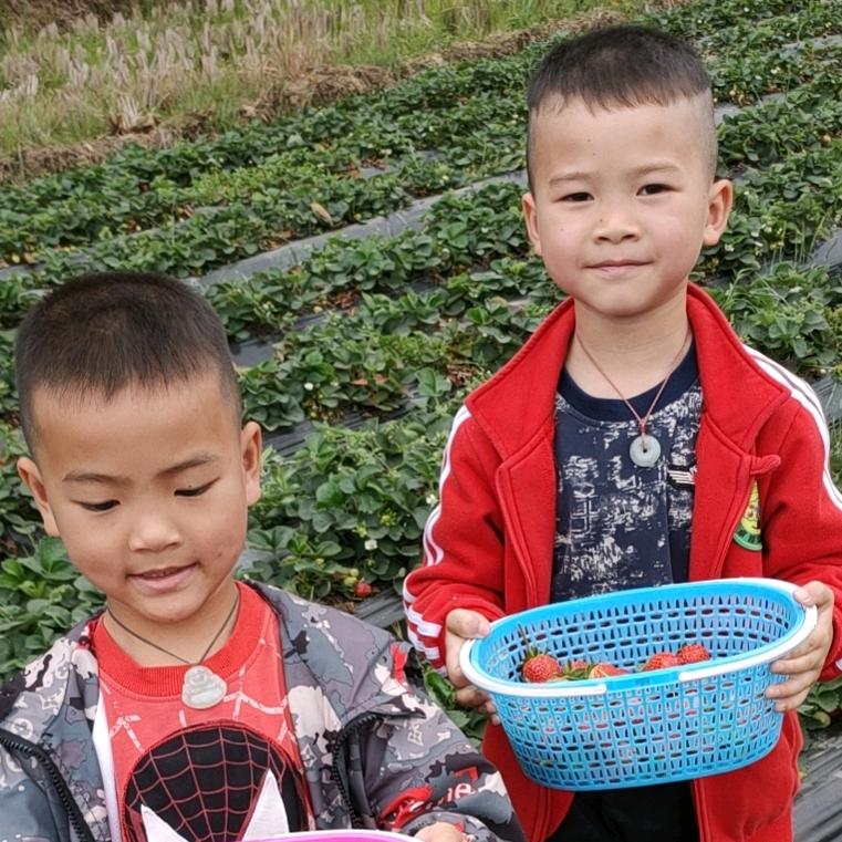 梧州格莱斯瓷砖.小明