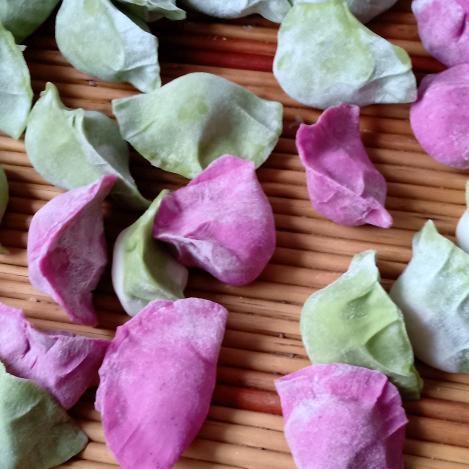 左手牵右手，永远不放手