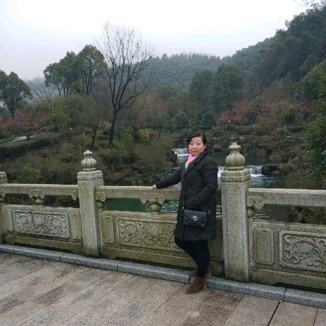 善良的女人。