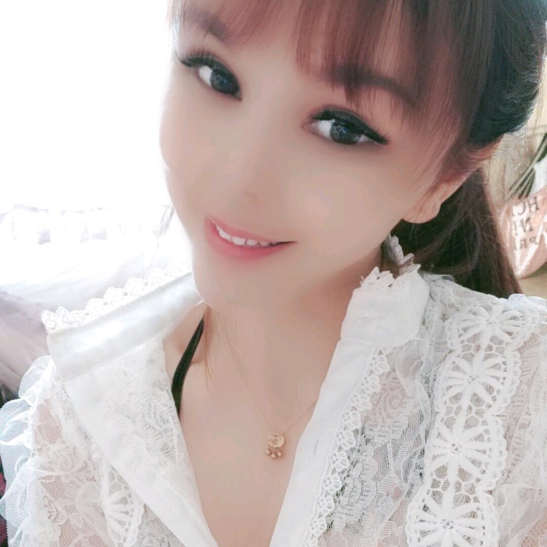 时代前沿的服装小铺