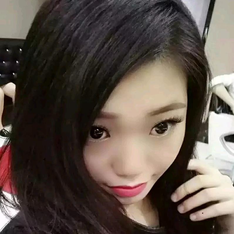 莉莉