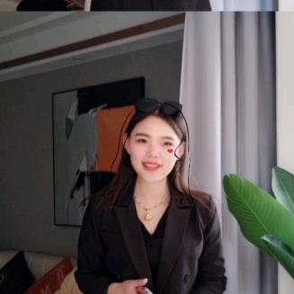 王曼曼