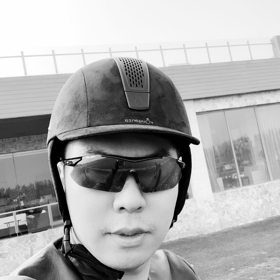 我家藏獒都直播了